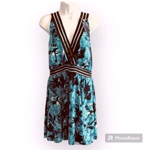 Summer Mae Women's Cross V-Neck Mesh Hollow Out Tummy Control Swimdress Size 3XL